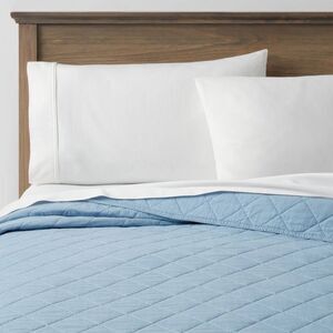 Threshold -  Quilt Modern Diamond Stitch OEKO-TEX, Li Blue